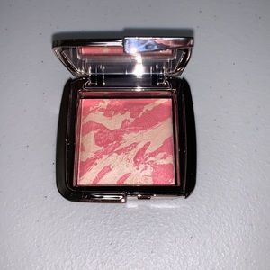 Hourglass Diffused Heat Ambient Blush